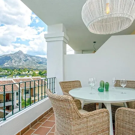 Genteel Aloha Gardens * Marbella